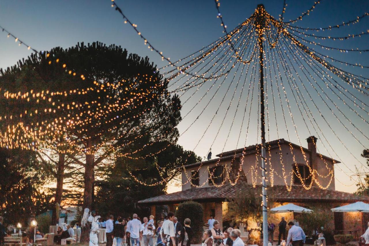 Agriturismo Podere Il Sorbo カンパニャーティコ エクステリア 写真