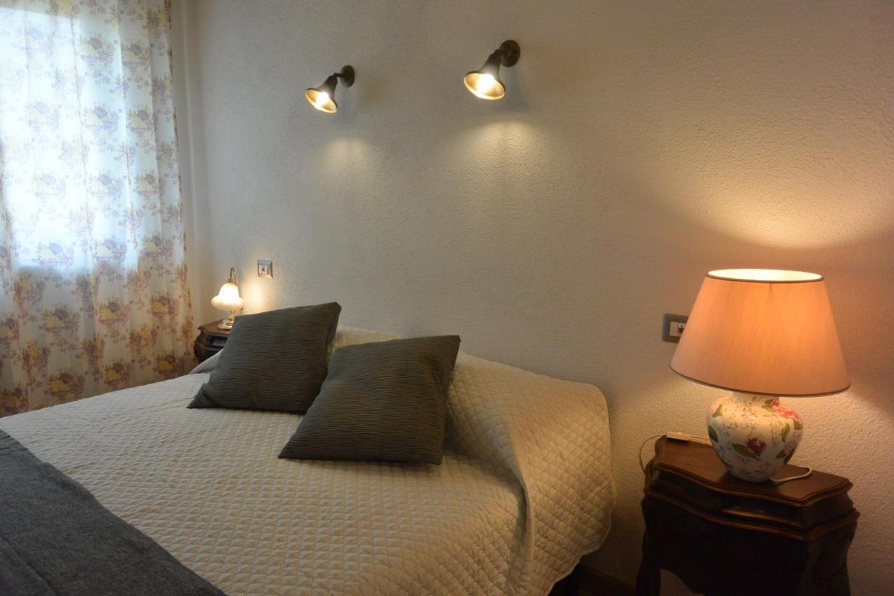 Agriturismo Podere Il Sorbo カンパニャーティコ エクステリア 写真