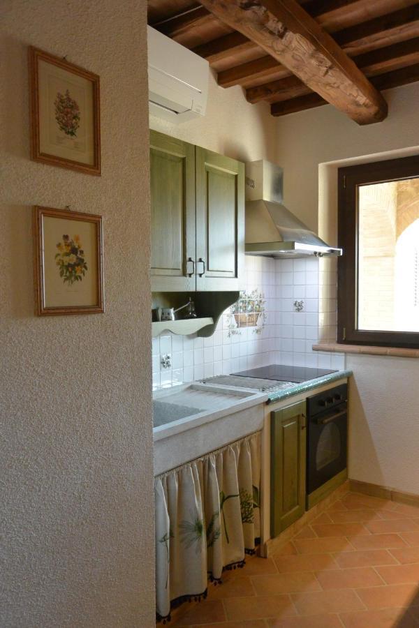 Agriturismo Podere Il Sorbo カンパニャーティコ エクステリア 写真