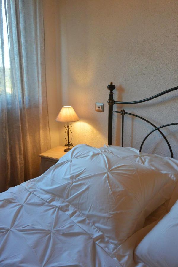 Agriturismo Podere Il Sorbo カンパニャーティコ エクステリア 写真
