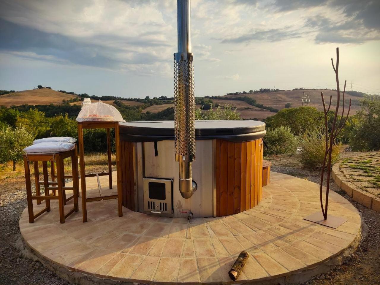 Agriturismo Podere Il Sorbo カンパニャーティコ エクステリア 写真